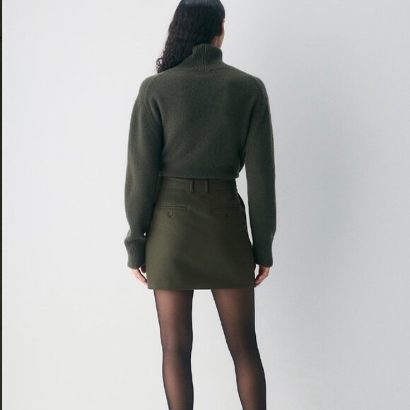 Aritzia Babaton Chisel Skirt Structured Mini Pencil Skirt Dark Olive - Picture 4 of 16